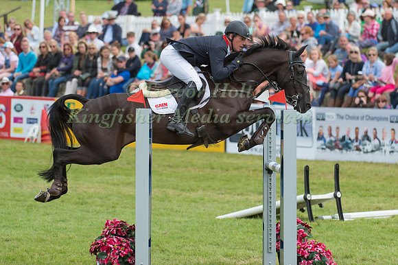 OLIVER TOWNEND (GBR) RIDING CILLNABRADDEN EVO
