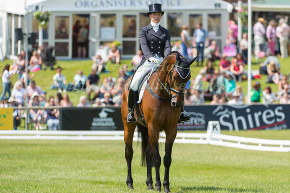 Dani Evans (GBR) riding Raphael II
