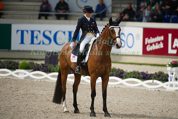 Nikki Crisp and Pasoa