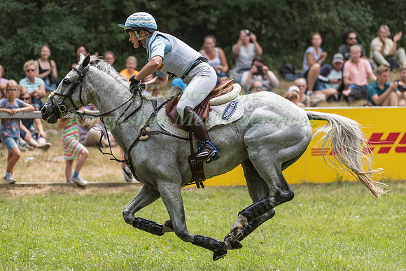 JONELLE PRICE (NZL) AND FAERIE DIANIMO