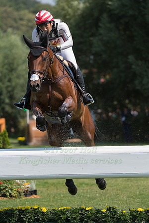 YOSHIAKI OIWA (JPN) AND CALLE 44