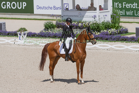 SANDRA AUFFARTH AND VIAMANT DU MATZ