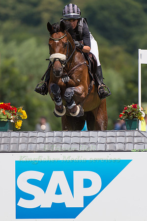 Bettina Hoy (GER) and Seigneur Medicott