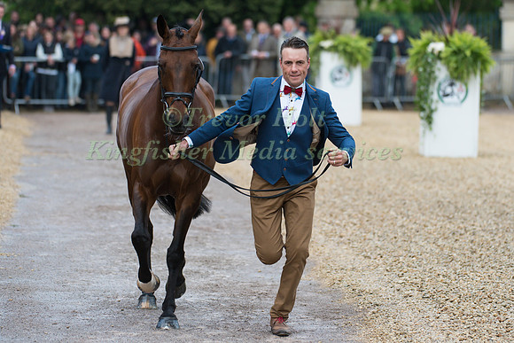 Paul Tapner of Australia and Vanir Kamira