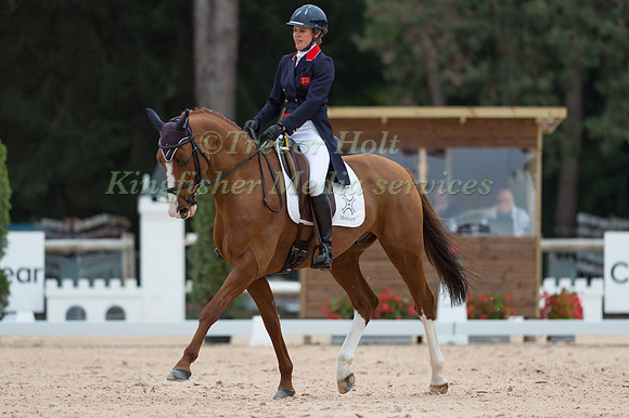 Polly Jackson Griffin (GBR) riding Pappillon
