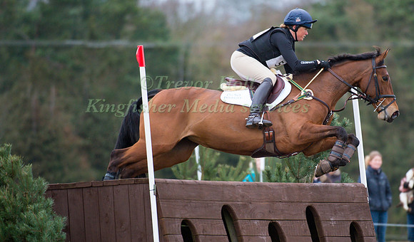 Pippa Funnelll riding Billy Cuckoo