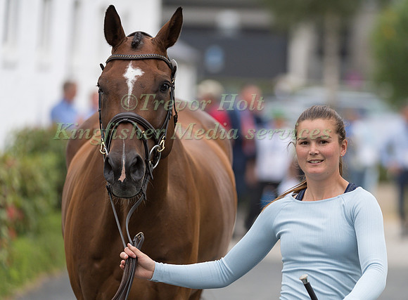 MALIN JOSEFSSON (SWE) AND GOLDEN MIDNIGHT