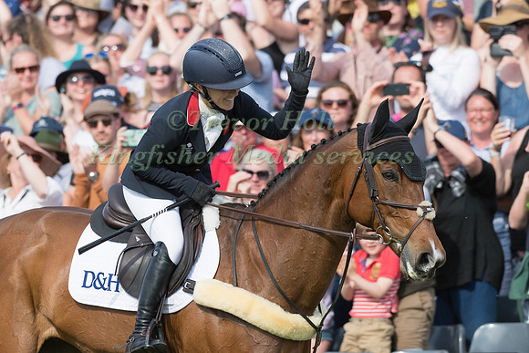 Laura Collett (GBR) and London 52