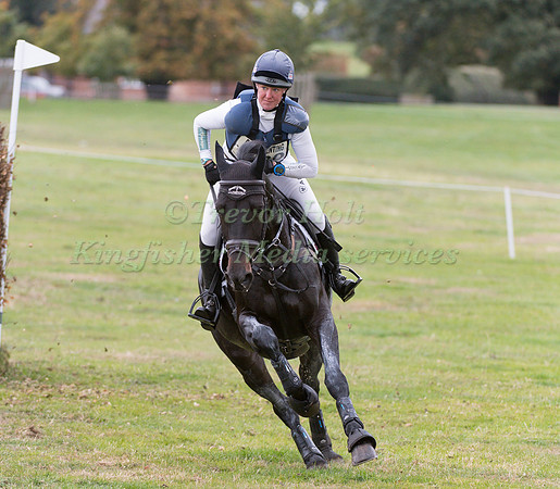 NICOLA WILSON RIDING CHABADU