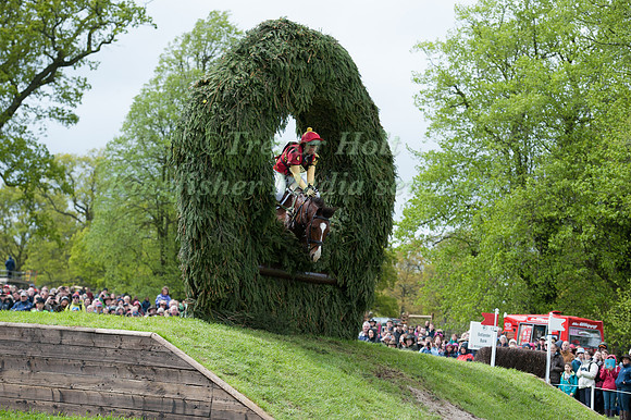 Sarah Stretton and Skip On