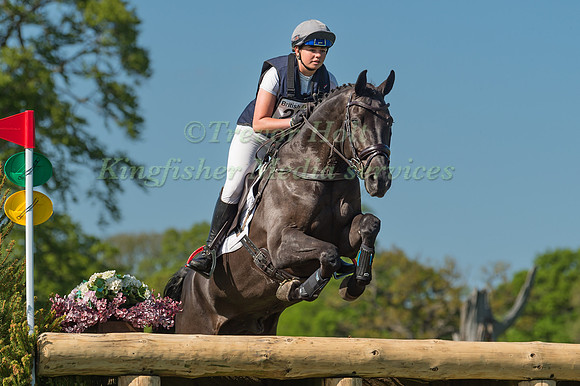 HARRIET WRIGHT RIDING  GRANTSTOWN IMPERIAL HOPE