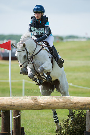 SOFIA  SJOBORG (SWE) RIDING  DHI MIGHTY DWIGHT