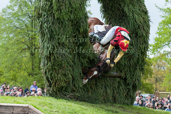 Sarah Stretton and Skip On