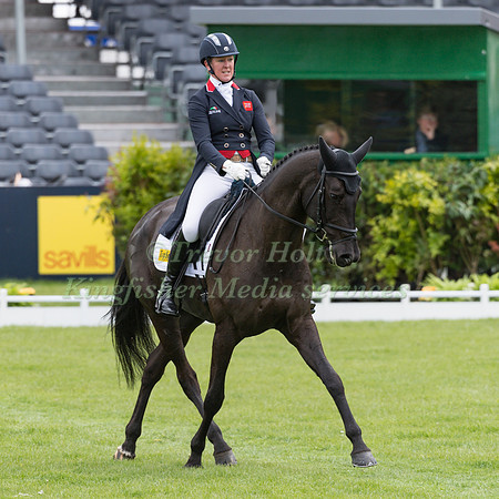 Nicola Wilson (GBR) and  Bulana