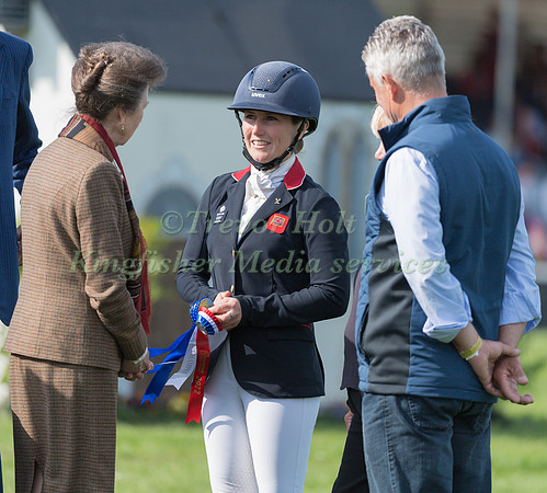 Laura Collett chats to HRH the Princess Royal with Joint owners