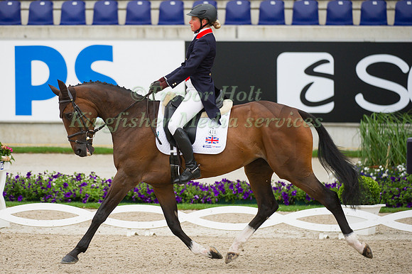 Izzy Taylor and KBIS Briarlands Matilda