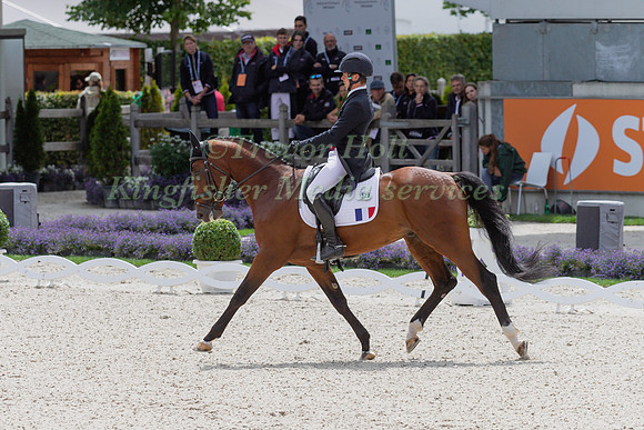 CAMILLE LEJEUNE AND GOOD SIZE DES QUATRE CHENES