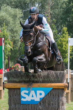 CHRISTOPHER BURTON (AUS) AND QUALITY PURDEY