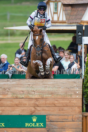 Laura Collett (GBR) and Grand Manoeuvre