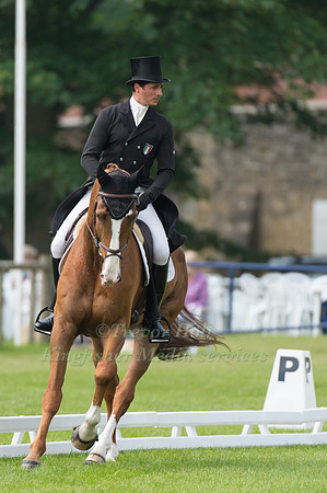 Alberto  Giugni (ITA) riding Mollington II