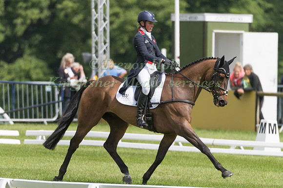 IZZY TAYLOR (GBR) AND SPRINGPOWER