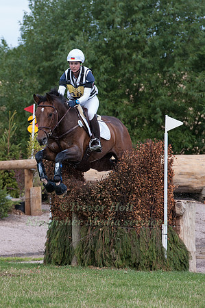 Franka Luedeke and Cero song