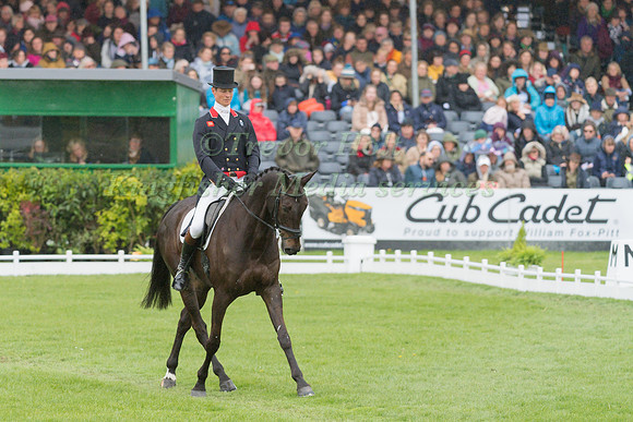 William Fox-Pitt (GBR) and  Oratorio