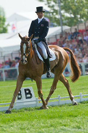 Andrew Nicholson & Nereo