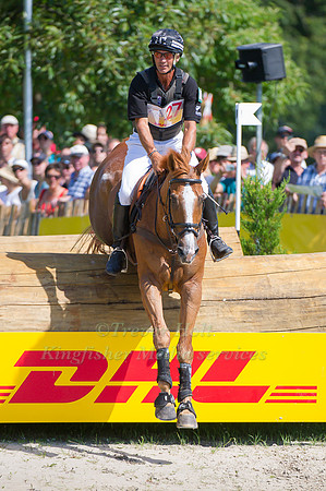 Andrew Nicholson riding Nereo cross country