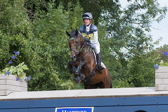 NICOLA WILSON AND ELITE JAGUAR