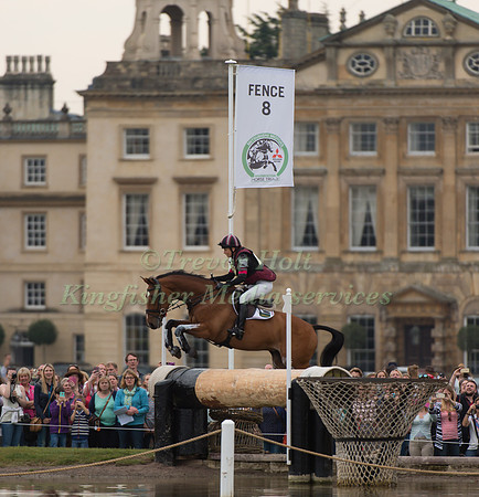 Sarah Bullimore of Great Britain  riding Valentino V