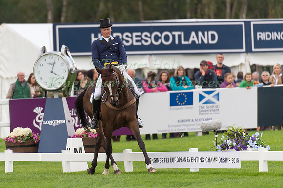 Niklas Lindback of Sweden riding Cendrillon