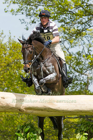 Andreas Ostholt of Germany riding So Is Et