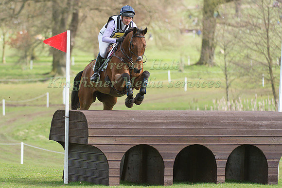 Gemma Tattersall riding Actic Soul