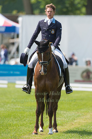 Ludwig  Svennerstal (SWE) riding Southway
