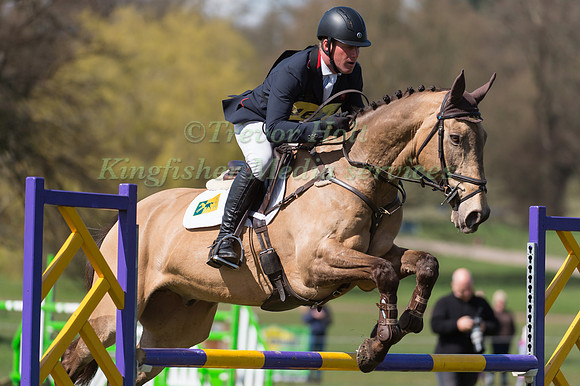 Oliver Townend riding Sandiman II