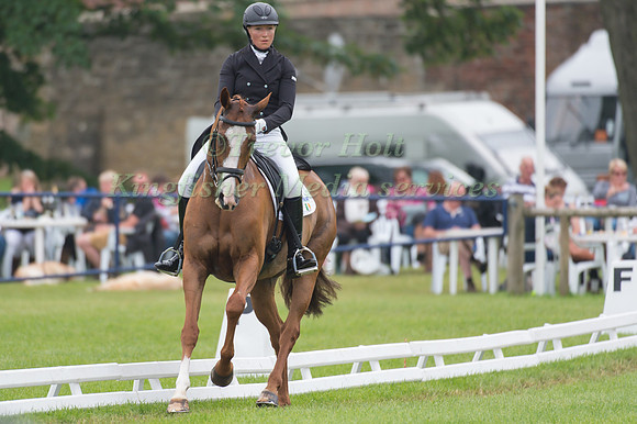 Aoife Clark (IRL) riding Wasting Light