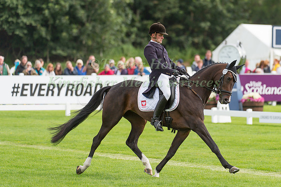 Jacek Jeruzal of Poland riding Flandia 2
