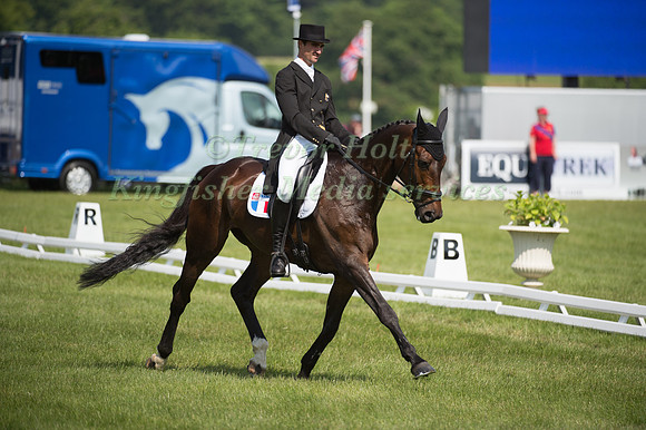 Francois Lemiere (FRA) riding Ogustin Du Terroir