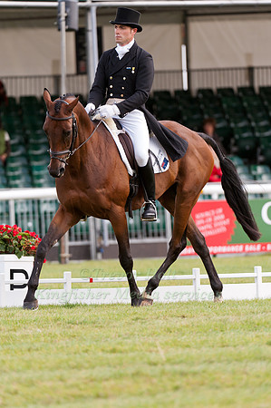 Paul Tapner and Inonothing