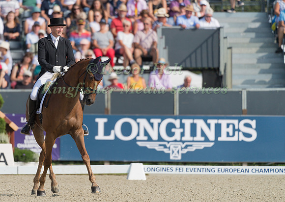 Eliska Opravilova (CZE)  and Dunkas A