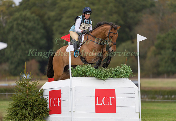 KITTY KING RIDING MHS FERNHILL FINALE