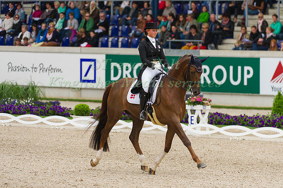 Anna Kasprzak and Darlings Dream