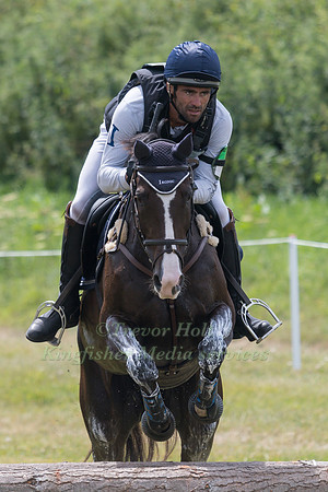 AXEL  COUTTE (FRA) AND JAYBEE STAR CELEBRITY