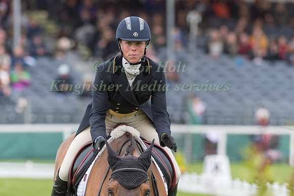 Emily Philp (GBR) and  Camembert