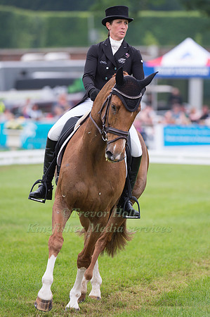 Caroline  Powell (NZL) riding Onwards And Upwards
