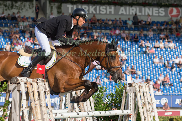 DIRK SCHRADE (GER) AND UNTEAM DE LA CENSE