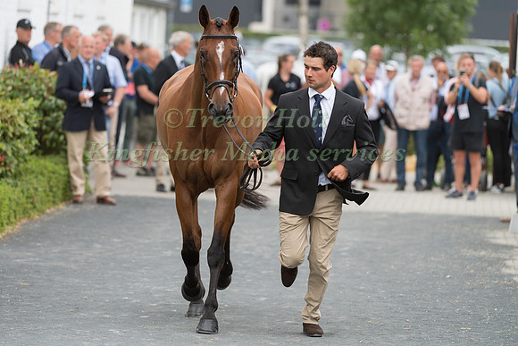 JAMES AVERY (NZL) AND MR SNEEZY