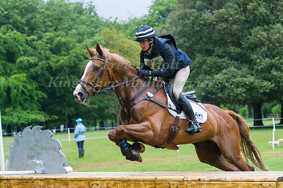 Helen  Cole (GBR)  riding Andreas