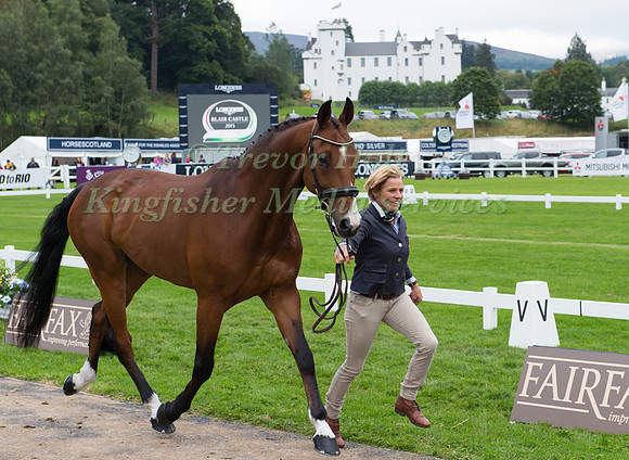 Anna Nilsson of Sweden with Luron
